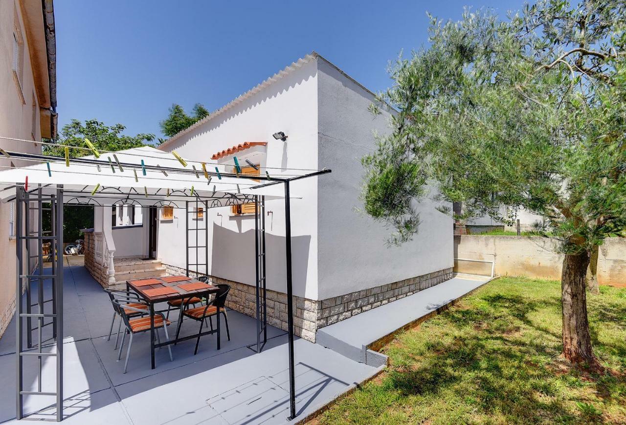Holiday Home Mihael 梅杜林 外观 照片